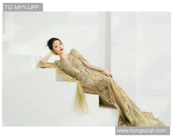 足球明星红毯装扮大揭秘时尚与运动的完美结合引领潮流新风尚